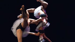 Pole/Chair/Dance show “Mental” @ HNK Zadar, 12.3.2016 – Foto: Ivan Toman Pole/Chair/Dance show “Mental” @ HNK Zadar, 12.3.2016 – Foto: Ivan Toman