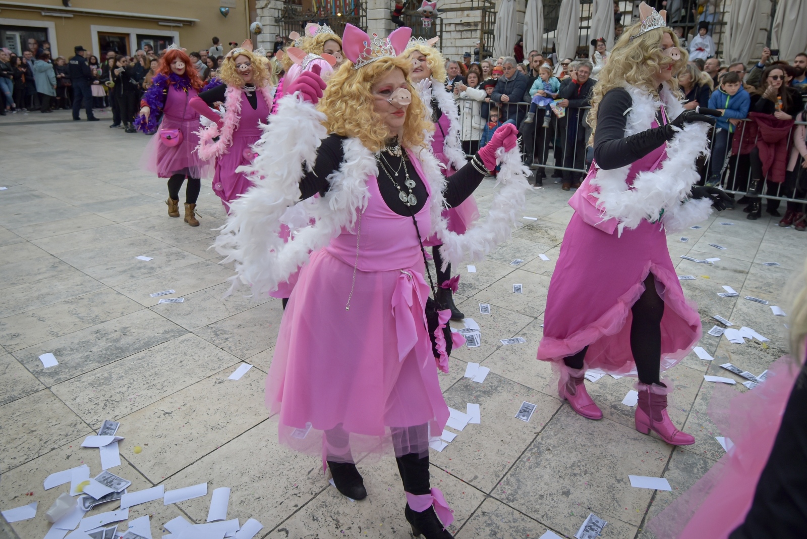 Zadarski Karneval 2020.: Povorka maskiranih skupina