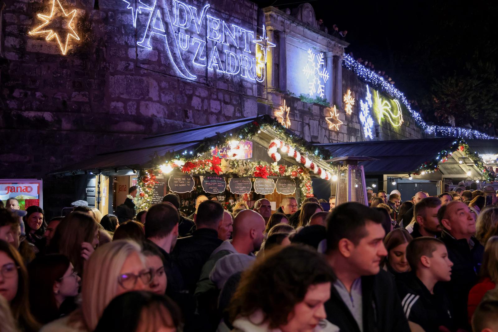 Mladen Grdović koncertom otvorio Advent u Zadru