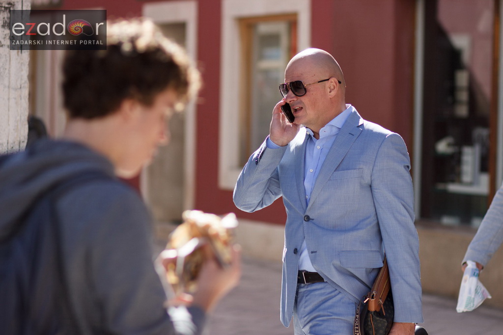 Đir po gradu, srijeda 11. listopada 2017. Andrej Korljan Đir po gradu, srijeda 11. listopada 2017. Andrej Korljan