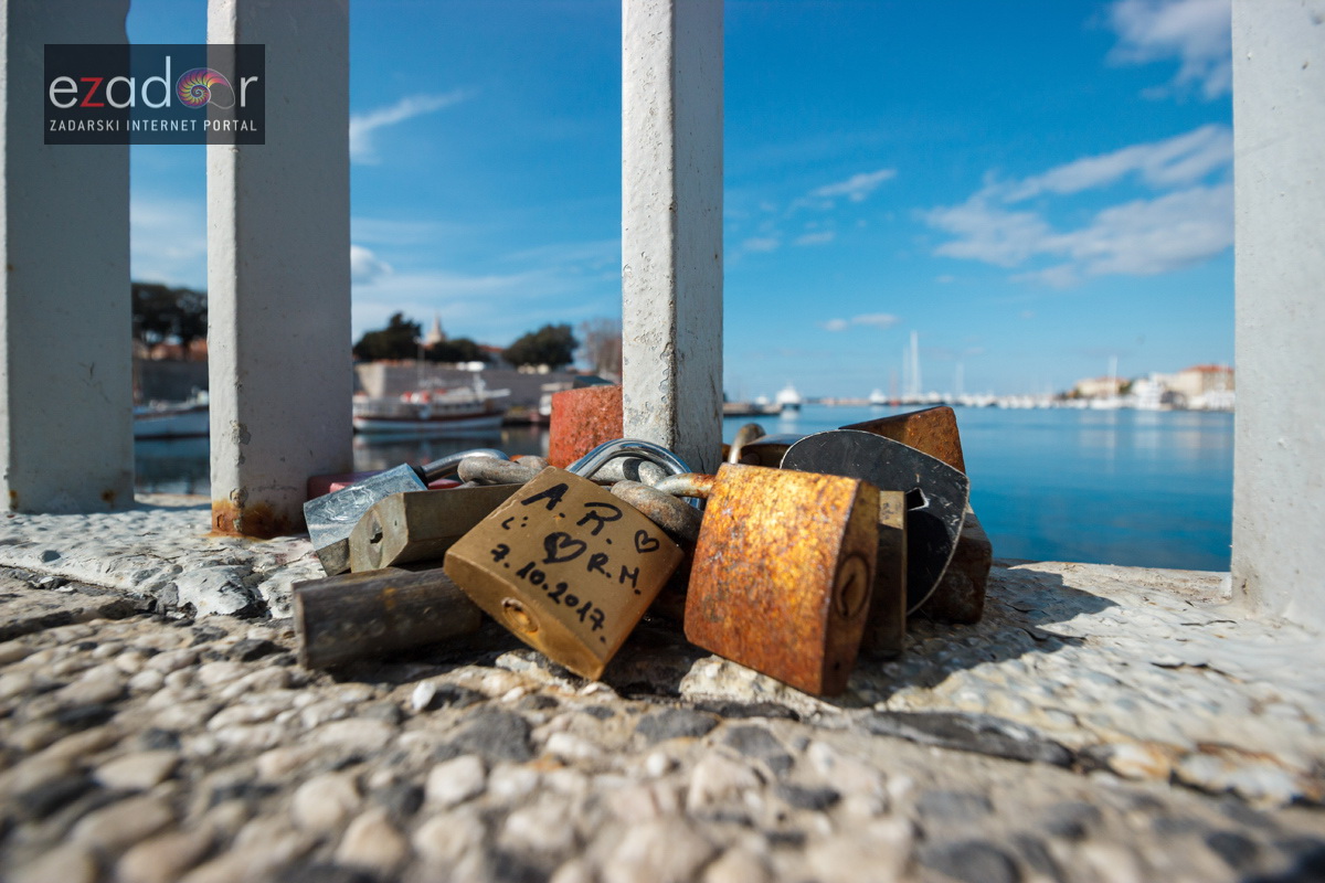 Đir po gradu, srijeda 14. veljače 2018. Valentinovo- lokoti ljubavi