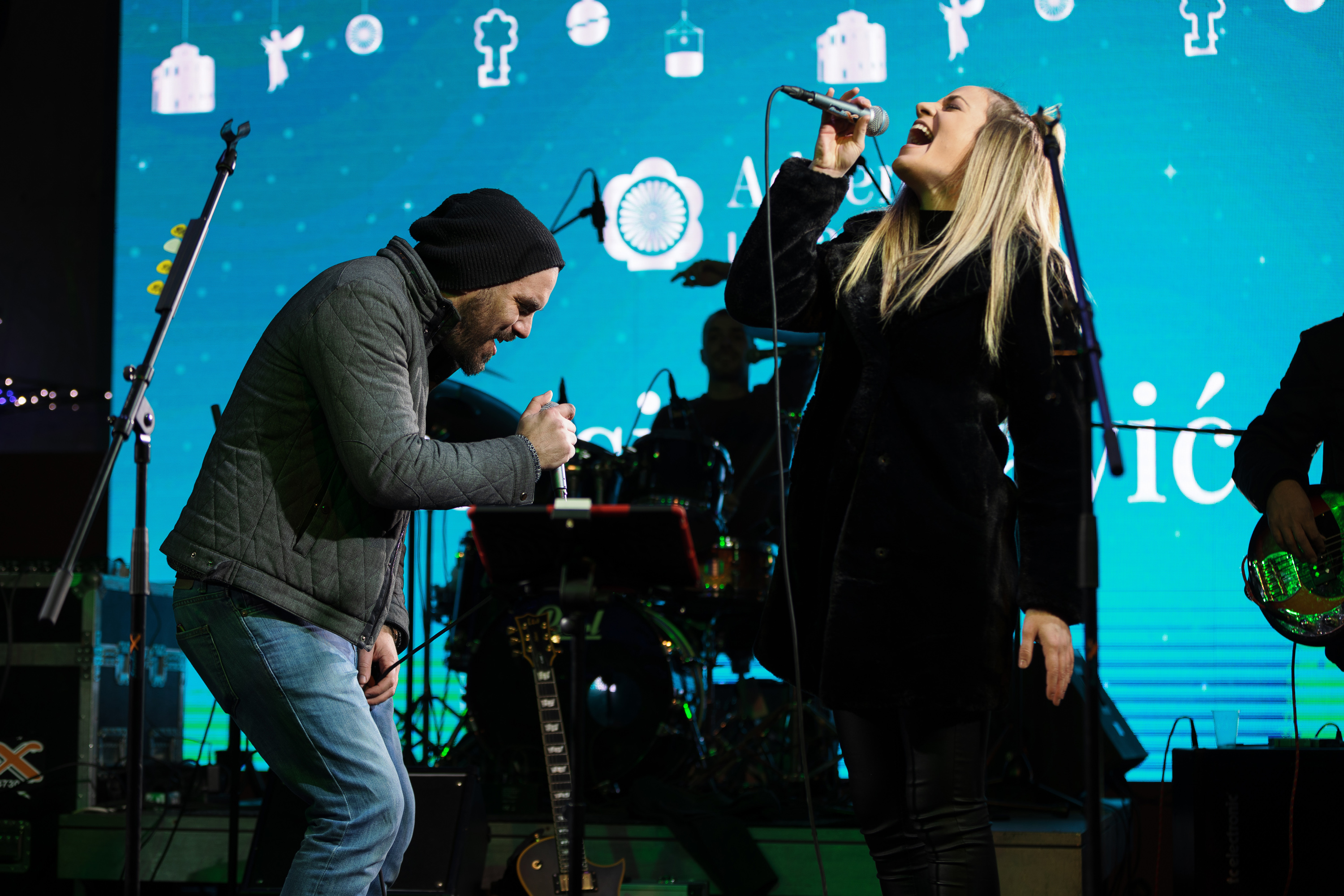 Sveti Nikola i bend Zaratino razveselili i zabavili posjetitelje Sveti Nikola i bend Zaratino razveselili i zabavili posjetitelje