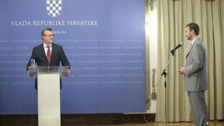 Predsjednik tehnicke Vlade Tihomir Oreskovic primio je predstavnike Europskih sveucilisnih igra Zagreb-Rijeka 2106. Tihomir Oreskovic, Adam Roczek Predsjednik tehnicke Vlade Tihomir Oreskovic primio je predstavnike Europskih sveucilisnih igra Zagreb-Rijeka 2106. Tihomir Oreskovic, Adam Roczek