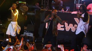 10.07.2013., Novalja – Americki reper Snoop Dogg, odnosno Snoop Lion, nastupio je u prepunom klubu Papaya na Zrcu u sklopu Fresh Island festivala. Photo: Filip Brala/PIXSELL 10.07.2013., Novalja – Americki reper Snoop Dogg, odnosno Snoop Lion, nastupio je u prepunom klubu Papaya na Zrcu u sklopu Fresh Island festivala. Photo: Filip Brala/PIXSELL