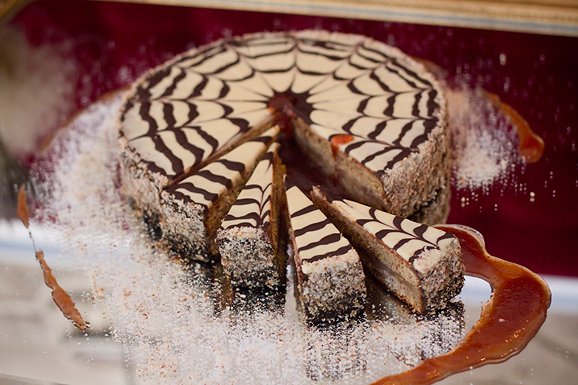 Restoran Pet bunara – “Šinjorina Dunja” (foto:Saša Čuka) Restoran Pet bunara – “Šinjorina Dunja” (foto:Saša Čuka)