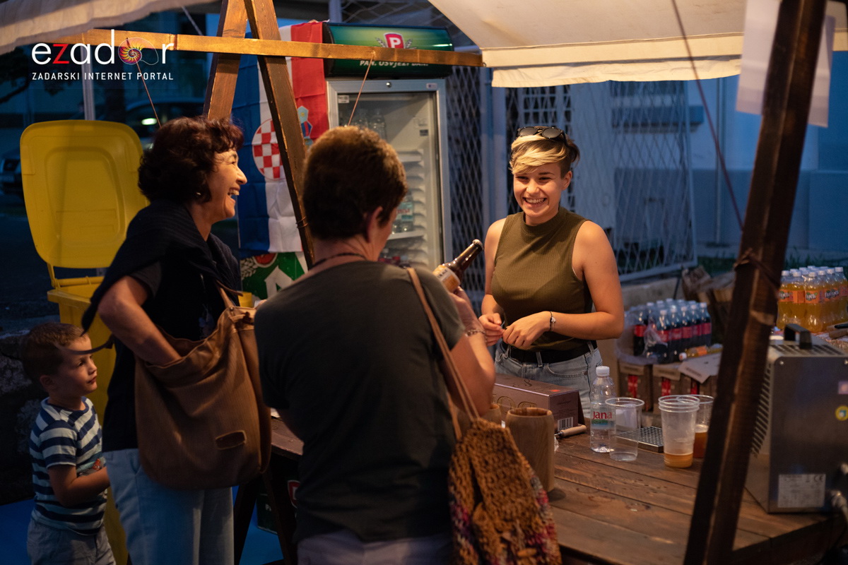 KvartArt 2018.: Art buvljak & koncert Nipplepeoplea