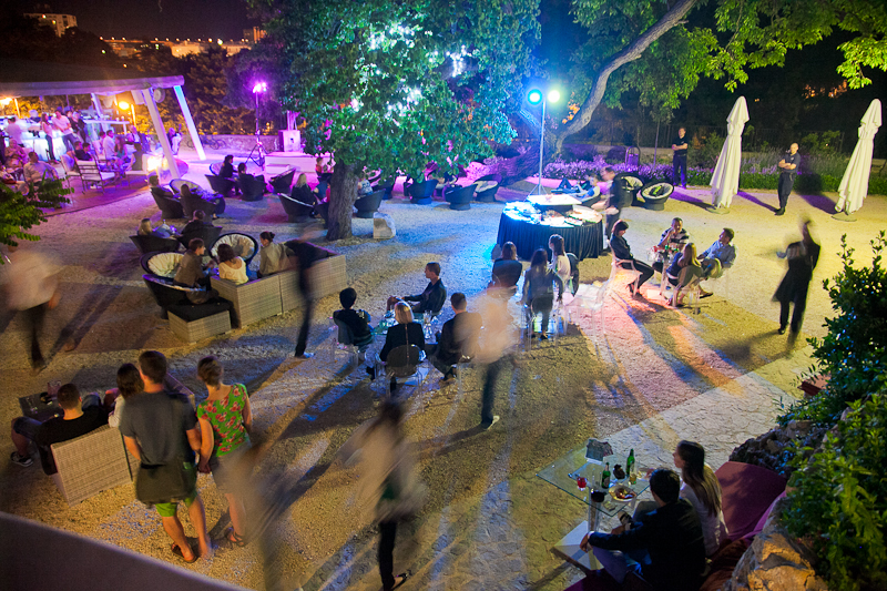 Otvaranje ljetne sezone u Ledani, nastup Luke Bulića, foto: Darko Belančić Otvaranje ljetne sezone u Ledani, nastup Luke Bulića, foto: Darko Belančić