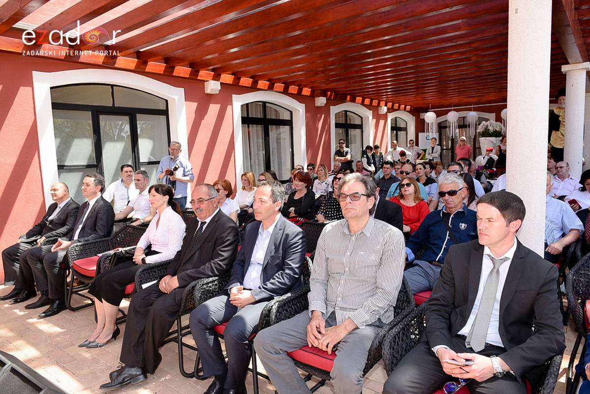 Svečano otvoren 18. Festival cvijeća Zadarske županije u Sv. Filip i Jakovu