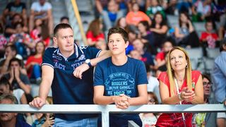 U doista sjajnoj atmosferi koju je stvorilo oko 5000 navijača iz cijele Hrvatske, naši su rukometni reprezentativci remizirali sa Švedskom i to s rezultatom 25-25. Bila je to ‘kaubojima’ pretposljednja pripremna utakmica uoči Olimpijskih igara