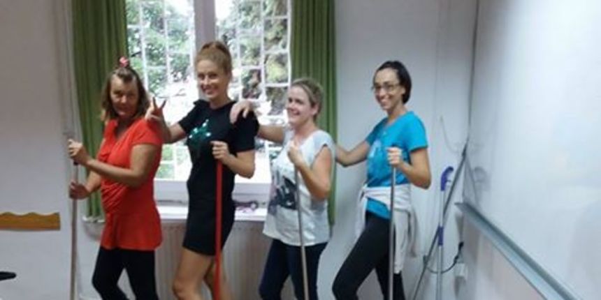 Genijalno! Evo kako učenici i djelatnici MIOC-a zajedno čiste svoju školu Genijalno! Evo kako učenici i djelatnici MIOC-a zajedno čiste svoju školu