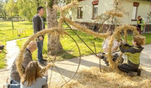 ——
kultura
3.5 stupca, color