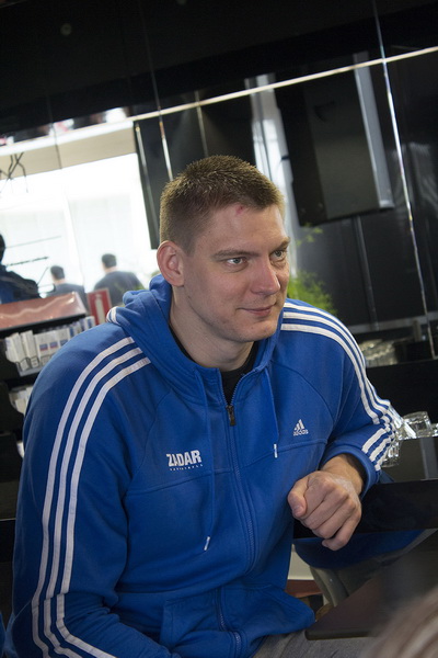 Druženje s košarkašima Zadra u Caffe baru Forum, Foto: Mia Čop Druženje s košarkašima Zadra u Caffe baru Forum, Foto: Mia Čop