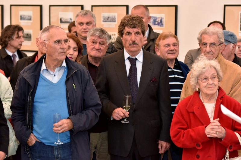 U Gradskoj loži otvorena izložba fotografija posvećena “zlatnoj kopački” – Josipu Skoblaru. Foto: Dino Stann/PIXSELL