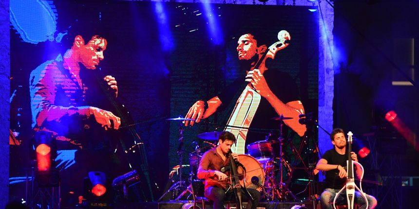 2CELLOS još jednom oduševili u vreloj zadarskoj noći 2CELLOS još jednom oduševili u vreloj zadarskoj noći