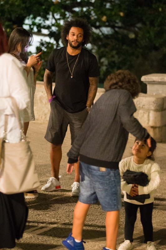 Nogometaš Reala Marcelo s obitelji ljetuje u Dubrovniku Nogometaš Reala Marcelo s obitelji ljetuje u Dubrovniku