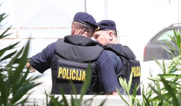 Dragan Vaciljkovic, poznatii kao kapetan Dragan, doveden je Zupanijski sud pod jakom mjerama policijske zastite. Photo: Ivo Cagalj/PIXSELL