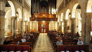 Cantatibus Organis u katedrali svete Stosije, 29. srpnja 2010, Foto. Ivan Dilber Cantatibus Organis u katedrali svete Stosije, 29. srpnja 2010, Foto. Ivan Dilber