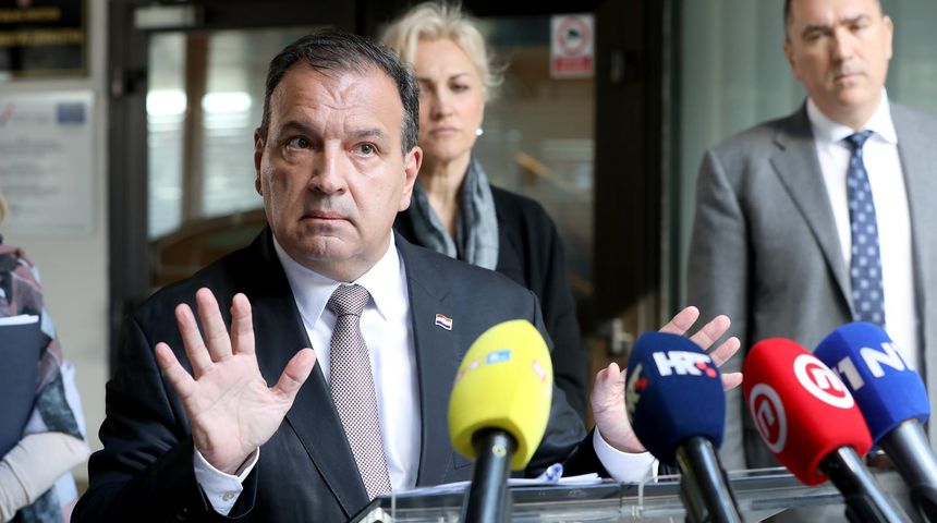 Ministar Vili Beros Ministar Vili Beros