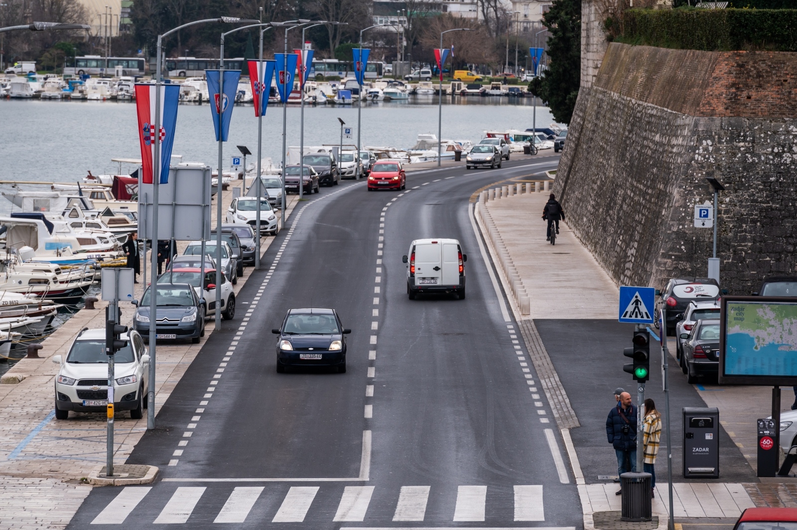 Zadar ukrašen zastavama ususret obljetnici akcie Maslenica