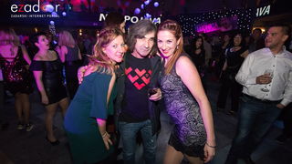 Ludnica u Saturnusu: Najbolji doček u svemiru i šire Ludnica u Saturnusu: Najbolji doček u svemiru i šire