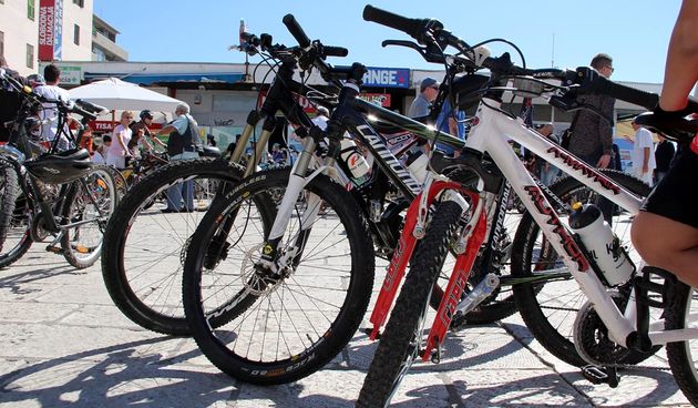 Branimirova obala: 9. Biciklijada od Zadra do Vira