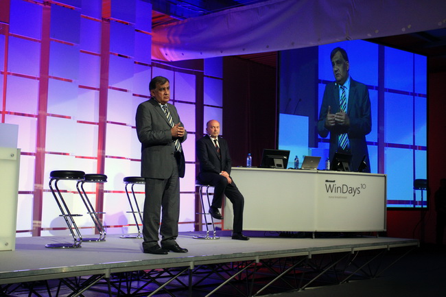 Rovinj, 220410.
Danas je u Rovinju otvorena Windays business konferencija, u organizaciji Microsoft Hrvatska i Jutarnjeg lista. Na otvorenje je dosla premijerka Jadranka Kosor.
Na fotografiji: predavanje Ninoslava Pavica predsjednika uprave EPH.
Foto: Gor