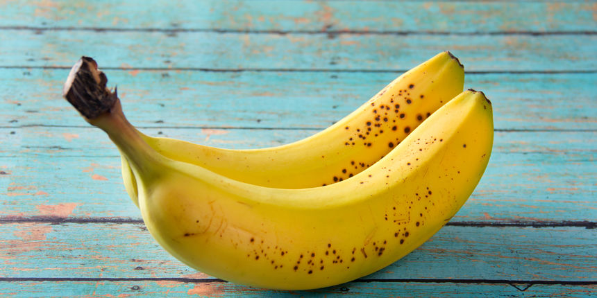 Banane su pune kalija i magnezija, koji prirodno opuštaju mišiće. Sadrže i triptofan koji se pretvara u serotonin i melatonin koji vam pomažu spavati cijelu noć