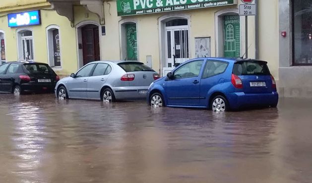 Poplava u Puli