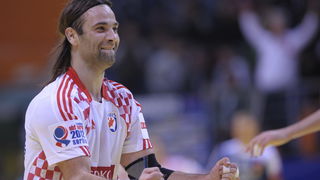 Vrsac, 160112.
Europsko prvenstvo u rukometu u Srbiji.
Prvo kolo, utakmica izmedju Hrvatske i Islanda.
Na slici: Ivano Balic.
Foto: Drazen Aleksic / CROPIX Vrsac, 160112.
Europsko prvenstvo u rukometu u Srbiji.
Prvo kolo, utakmica izmedju Hrvatske i Islanda.
Na slici: Ivano Balic.
Foto: Drazen Aleksic / CROPIX