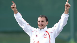 London, 060812.
Hrvatski strijelci Anton Glasnovic i Giovanni Cernogoraz u finalu trapa tijekom Olimpijskih Igara u Londonu.
Na fotografiji: Giovanni Cernogoraz osvojio je zlato.
Foto: Drago Sopta / CROPIX