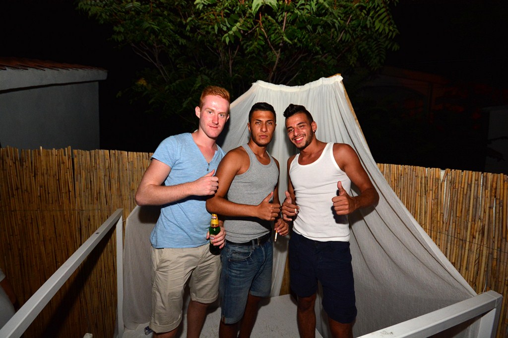 Subotnja zabava u Noštromo i Vagabundo barovima na Viru ; foto Iva Perinčić