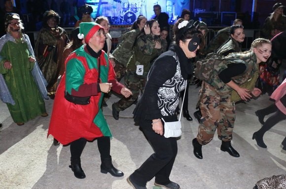 Virski karneval & maškare: Plesna maškarana fešta uz Jasmina Stavrosa