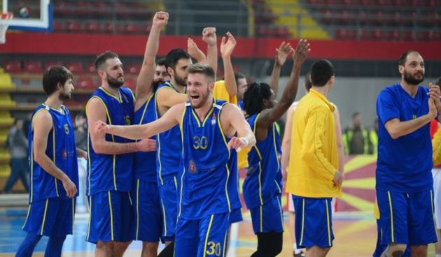 Dominik Mavra, Karpos Sokoli