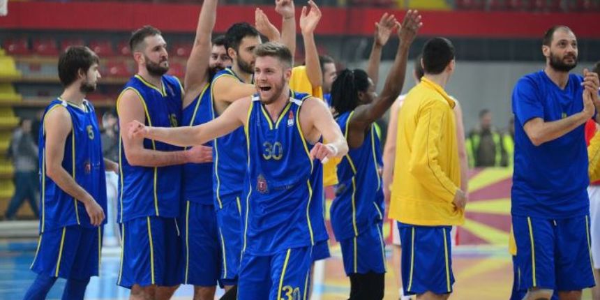 Dominik Mavra, Karpos Sokoli