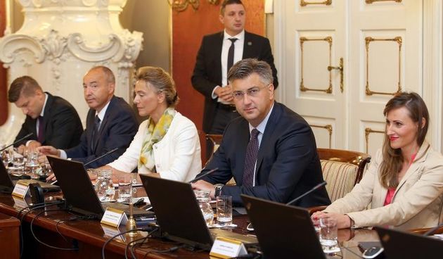 Sjednica Vlade Republike Hrvatske. Zdravko Maric, Damir Krsticevic, Marija Pejcinovic Buric, Andrej Plenkovic.