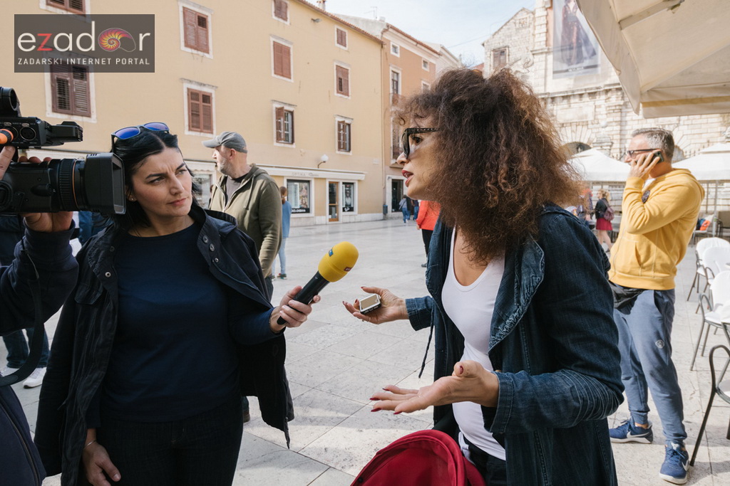 Prosvjedni skup roditelja protiv politike obaveznog cijepljenja Prosvjedni skup roditelja protiv politike obaveznog cijepljenja