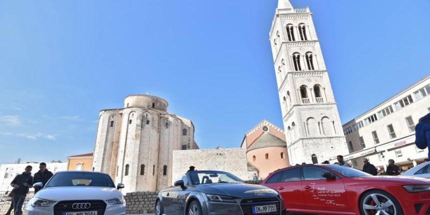 Zadar – Audi Hrvatska organizirala je ekskluzivnu prezentaciju sportskih automobila Audi S i RS modela na Forumu. Photo: Dino Stanin/PIXSELL Zadar – Audi Hrvatska organizirala je ekskluzivnu prezentaciju sportskih automobila Audi S i RS modela na Forumu. Photo: Dino Stanin/PIXSELL
