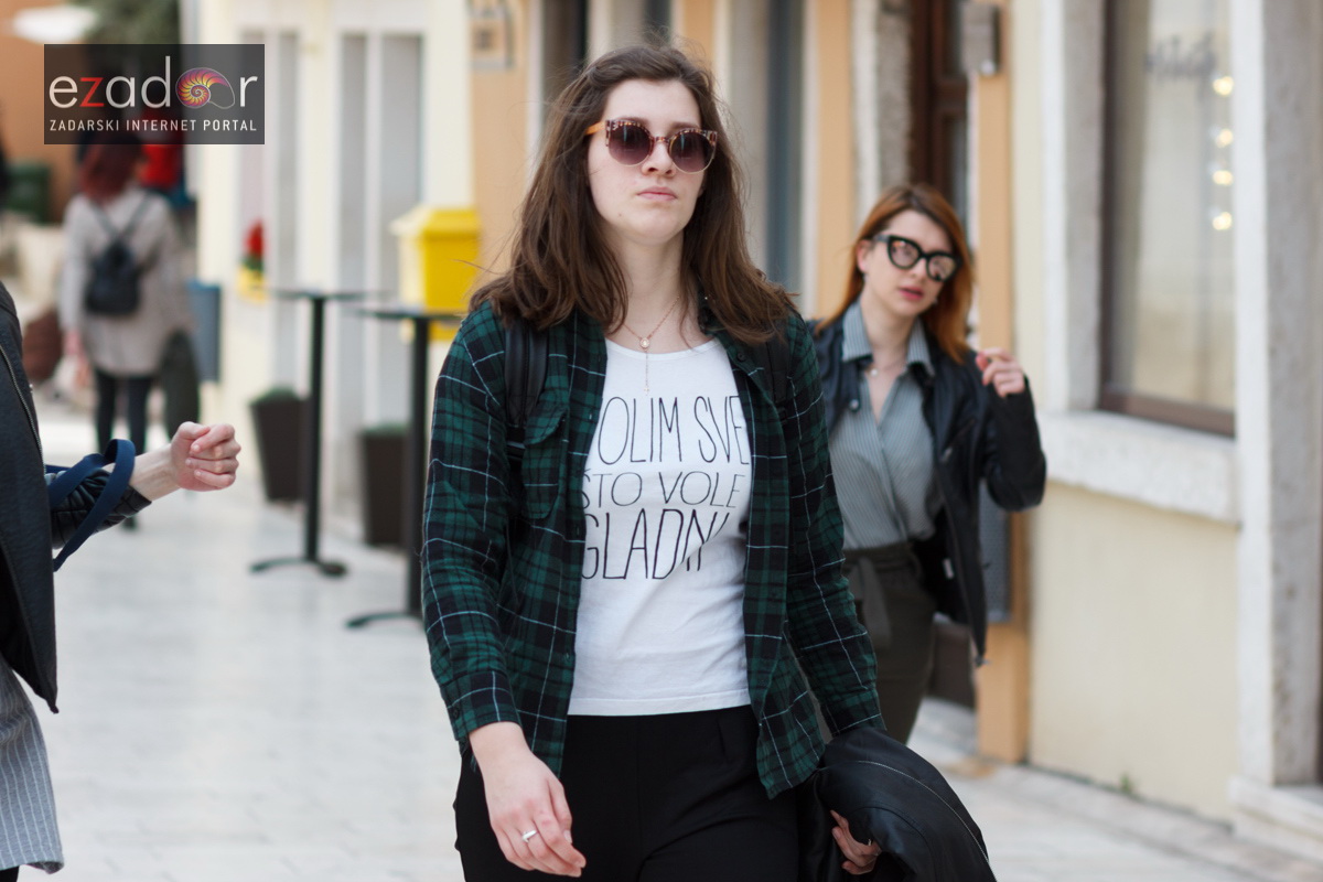 Đir po gradu, ponedjeljak 9. travnja 2018. Đir po gradu, ponedjeljak 9. travnja 2018.