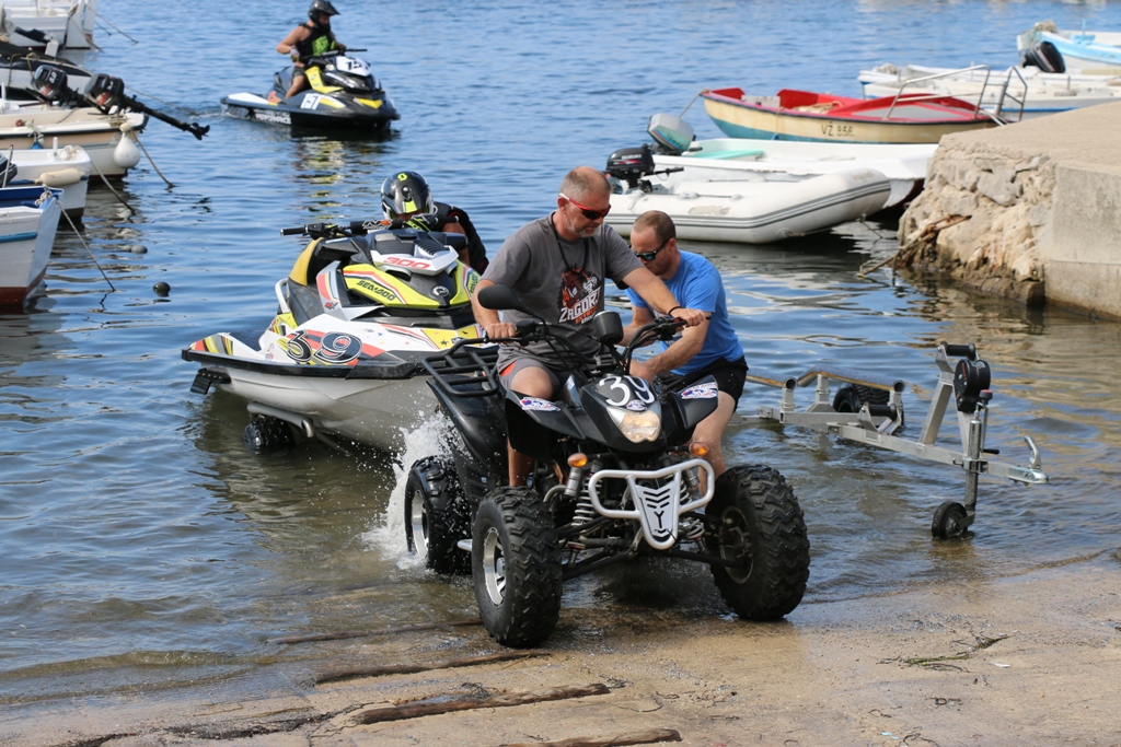 Alpe Adria Jet Ski Tour na Viru Alpe Adria Jet Ski Tour na Viru