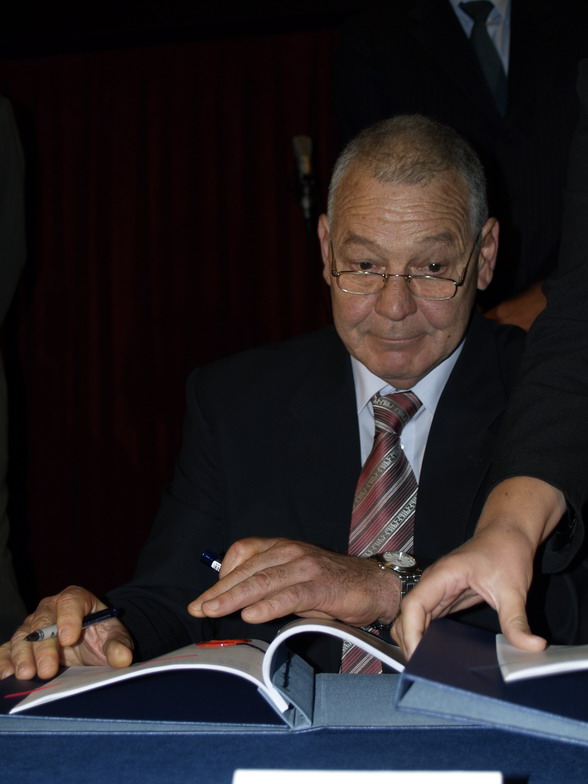 Potpis ugovora za Luku Zadar 7.rujna 2007, Arsenal Zadar Potpis ugovora za Luku Zadar 7.rujna 2007, Arsenal Zadar