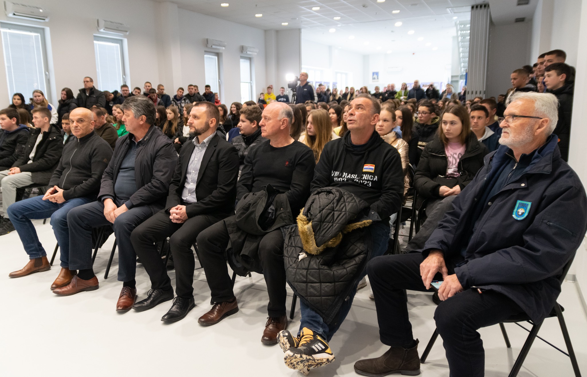 Sat povijesti o VRO Maslenica u Poličniku Sat povijesti o VRO Maslenica u Poličniku