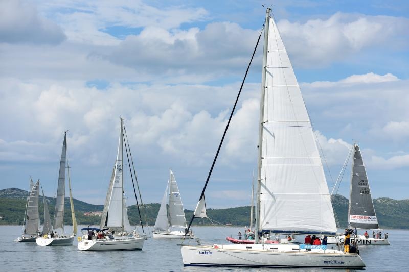 Sa zadarske rive startala je 30. jubilarna Zadarska regata koja se jedri od Zadra do Preka u organizaciji JK Uskok. Photo: Dino Stanin/PIXSELL
