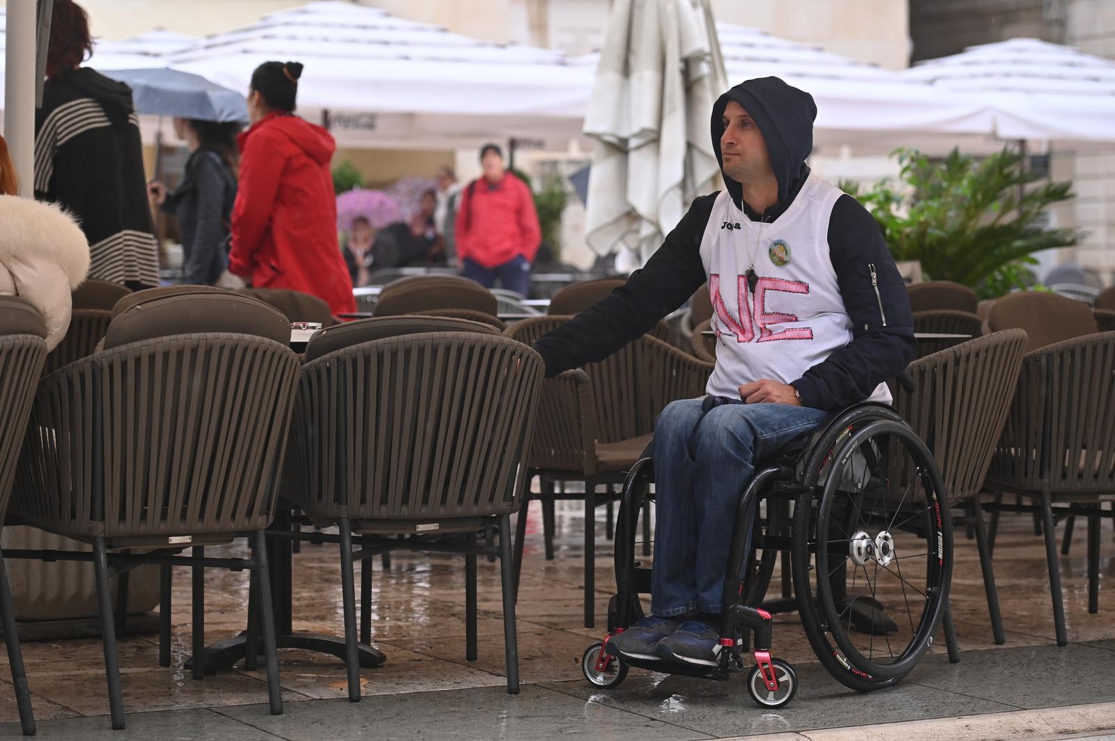 U Zadru novi prosvjed protiv covid potvrda