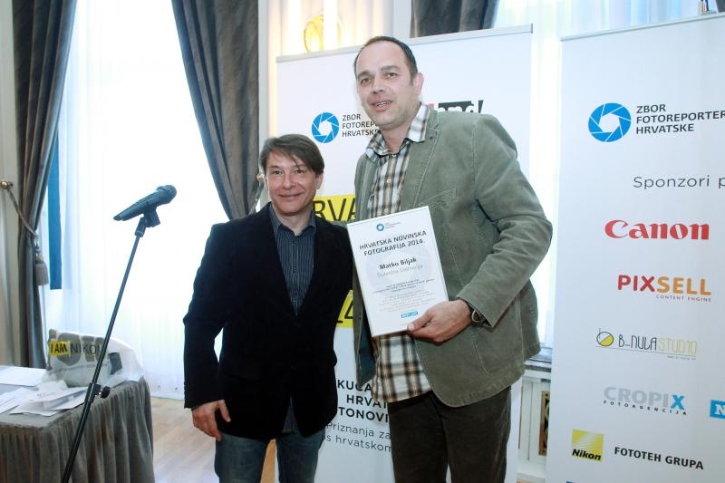 Velika dvorana HND-a, Proglasenje pobjednika 12. natjecaja Hrvatska novinska fotografija. Photo: Goran Jakus/PIXSELL Velika dvorana HND-a, Proglasenje pobjednika 12. natjecaja Hrvatska novinska fotografija. Photo: Goran Jakus/PIXSELL