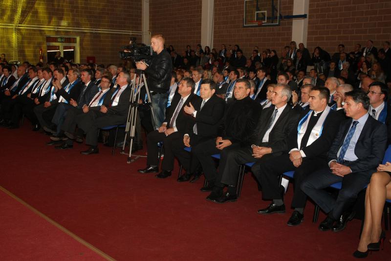 Grad Biograd na moru odrzao je svecanu sjednicu na kojoj su urucene zahvalnice zasluznim gradjanima. Sjednici su nazocili i generali Ante Gotovina i Mladen Markac koji je proglasen za pocasnog gradjanina. Photo: Dino Stanin/PIXSELL