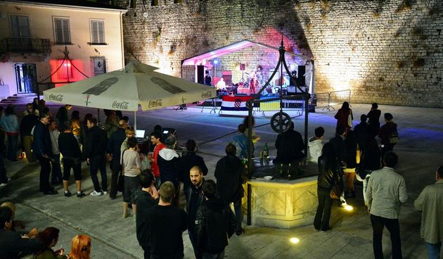 Kulturni Majdan na Trgu 5 bunara