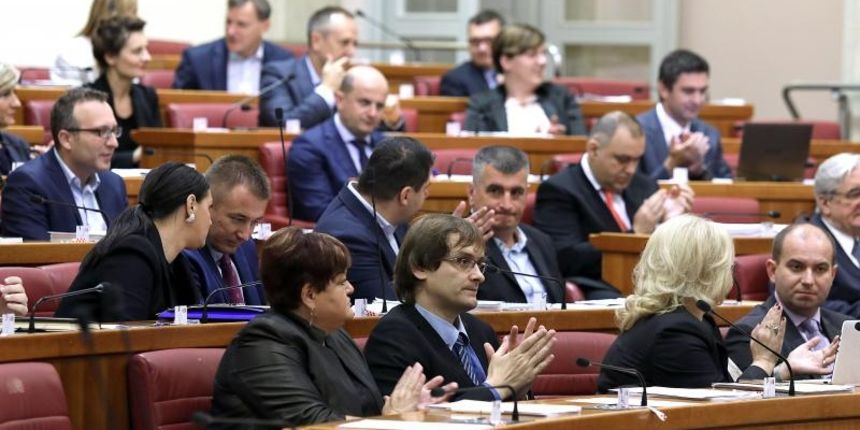 Sjednica Sabora, Bozo Petrov, Arsen Bauk, Sinisa Hajdas Doncic, Patrik Macek/PIXSELL