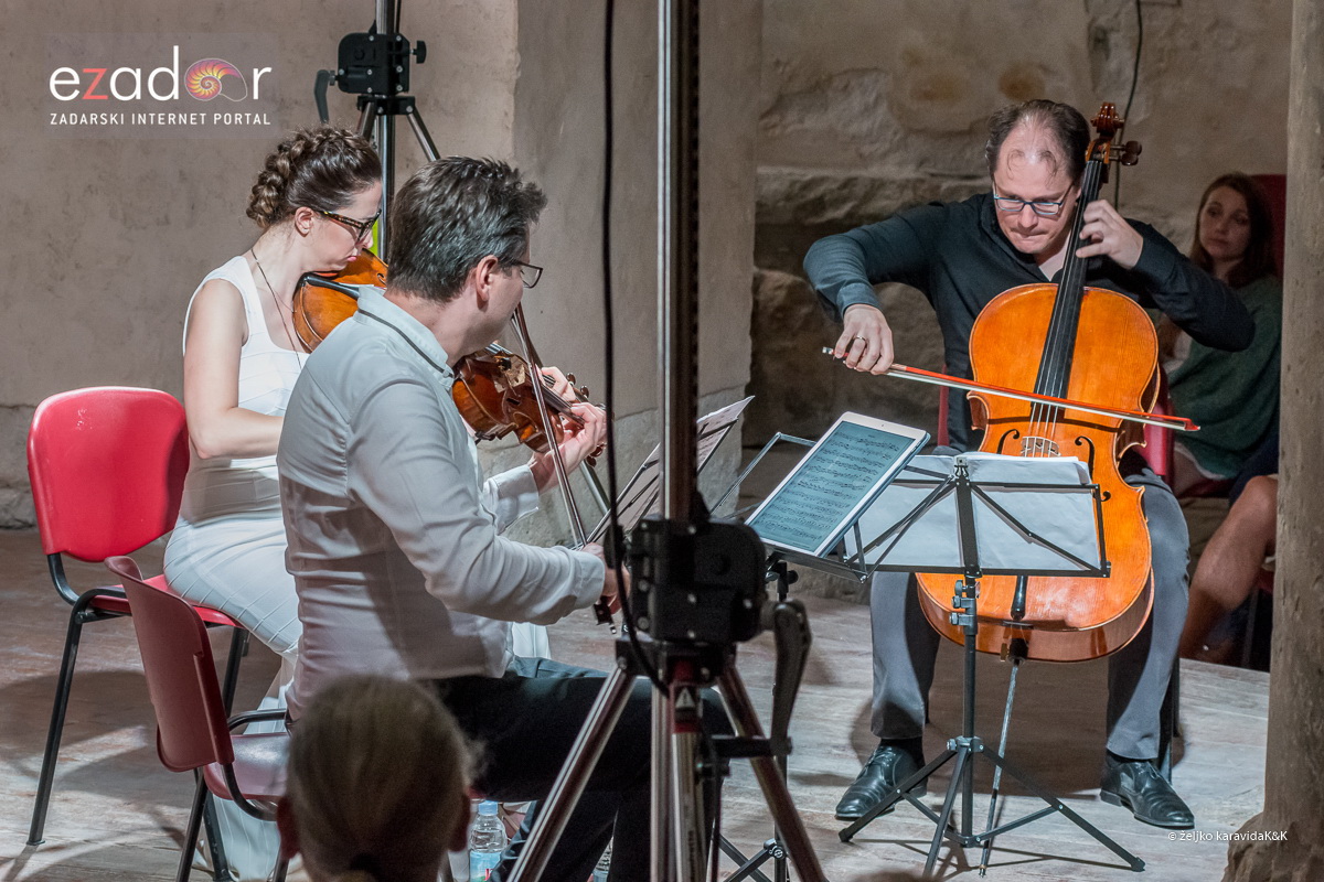 Virtuozi i Apoksiomen @ Sv. Donat Virtuozi i Apoksiomen @ Sv. Donat