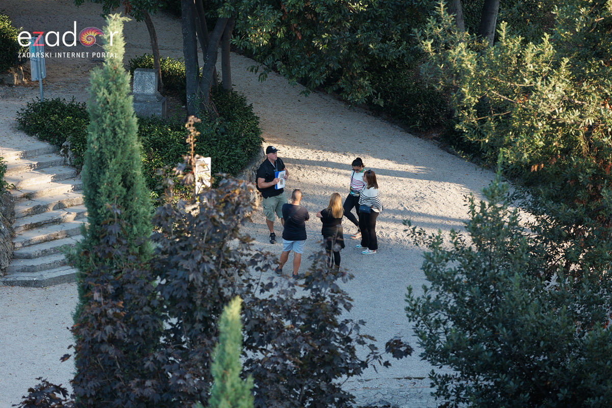 Večernji đir po gradu 3. listopada 2023. Večernji đir po gradu 3. listopada 2023.