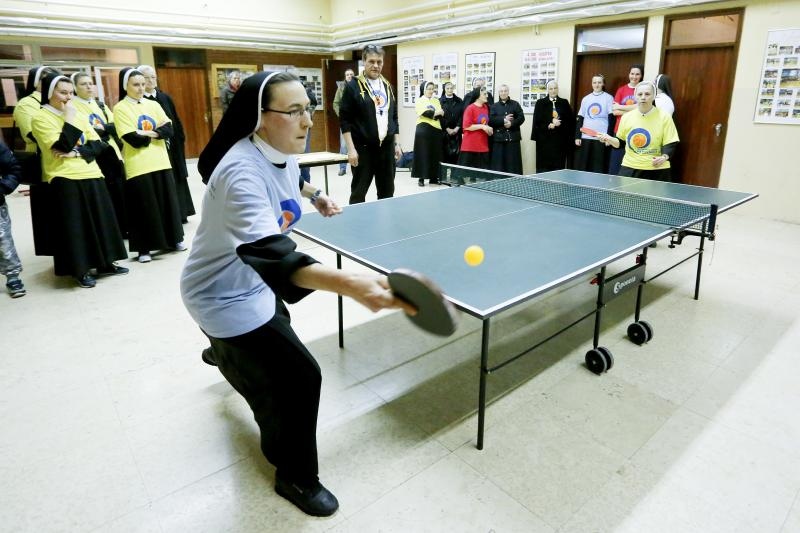 Zagreb: Sportske igre redovnica u OŠ Mato Lovrak. Photo: Goran Jakus/PIXSELL